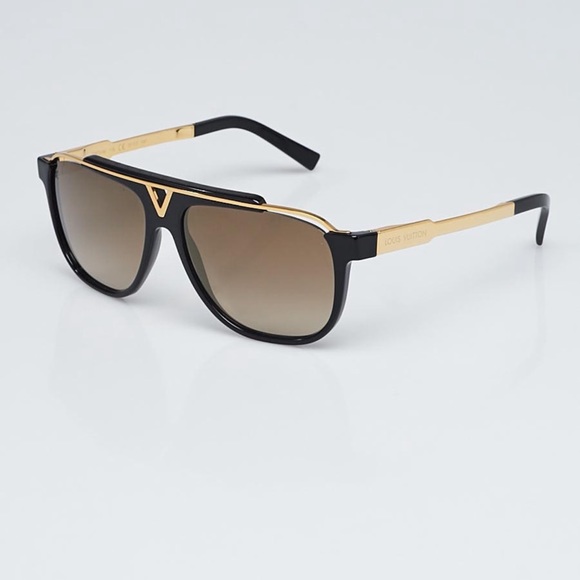 COPY - Louis Vuitton sunglasses with box - Picture 5 of 5